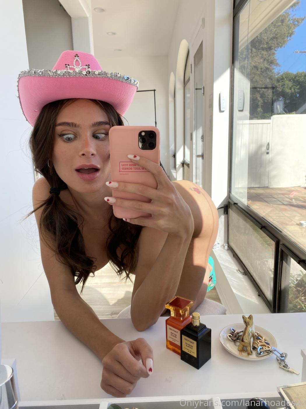 Lana Rhoades big boobs pornstar babe wearing pink cowboy hat selfie mirror